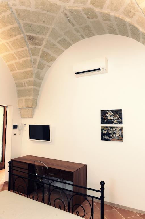 L'Ulivo Bed And Breakfast Savelletri Ruang foto