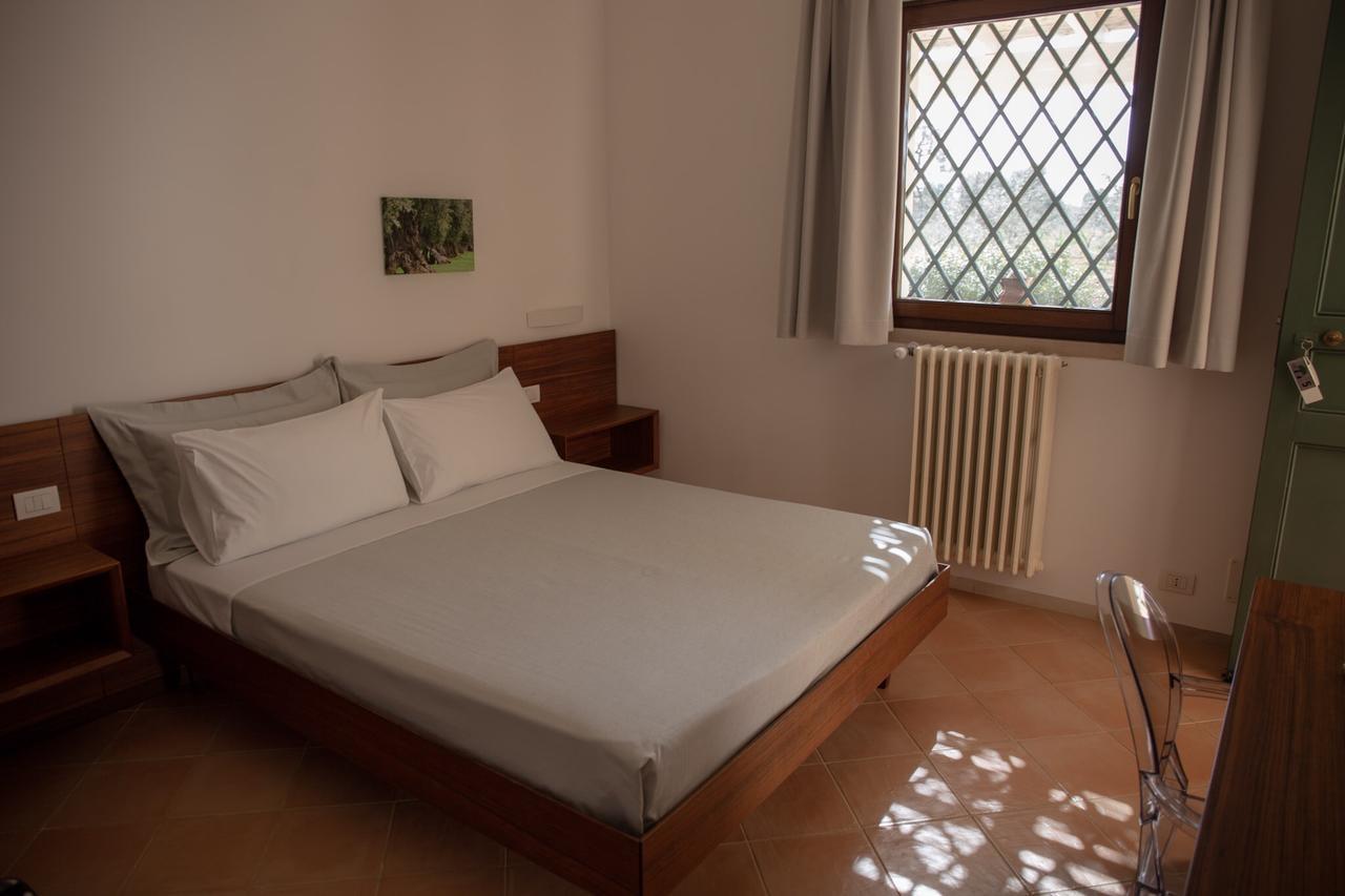 L'Ulivo Bed And Breakfast Savelletri Bagian luar foto