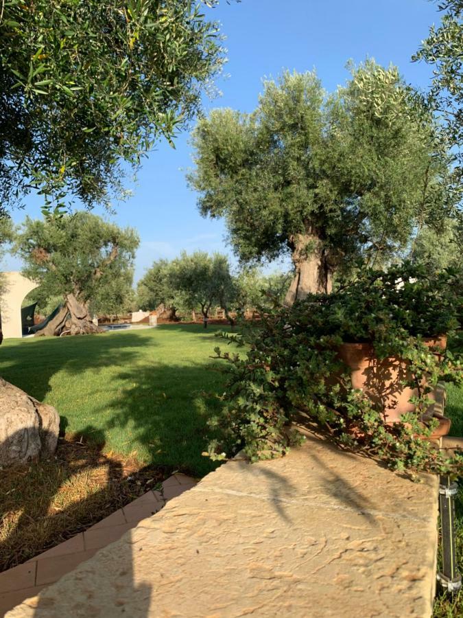 L'Ulivo Bed And Breakfast Savelletri Bagian luar foto
